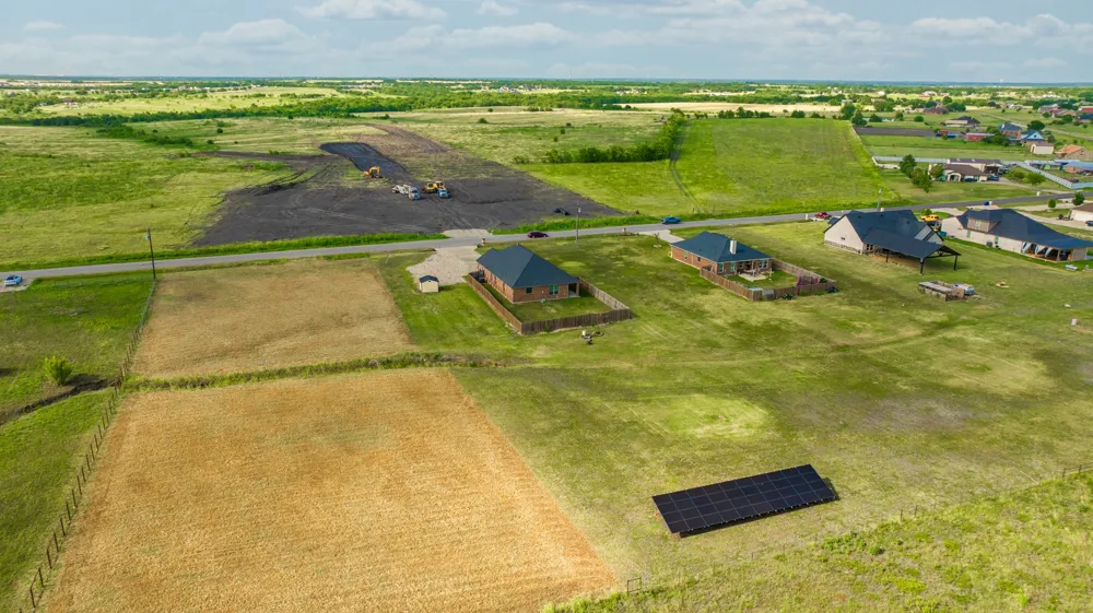 9689 County Road 4116 Kaufman, TX 75142
