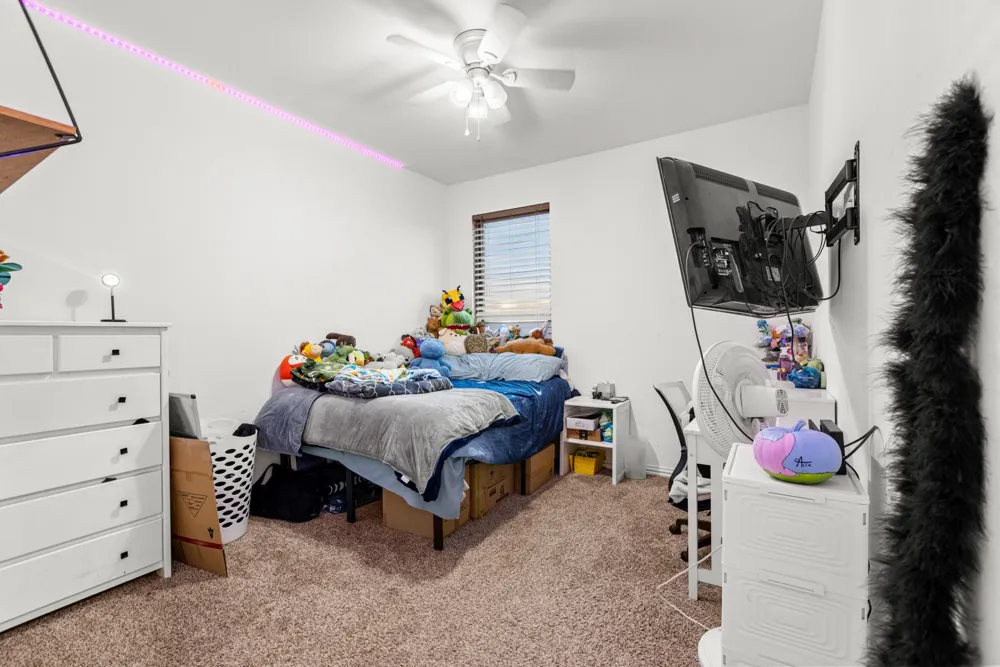 9689 County Road 4116 Kaufman, TX 75142