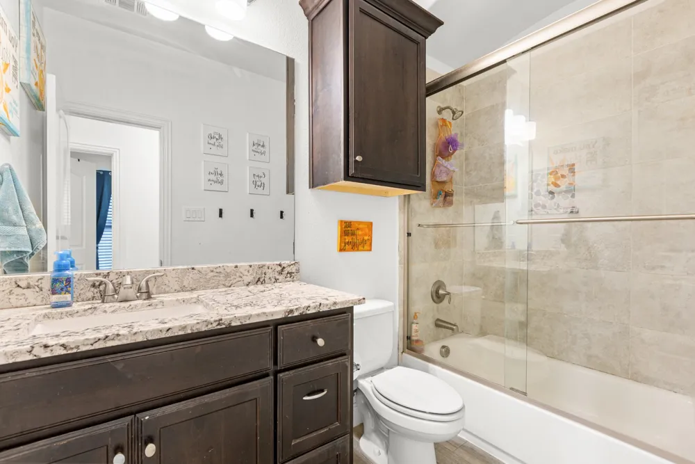 9689 County Road 4116 Kaufman, TX 75142