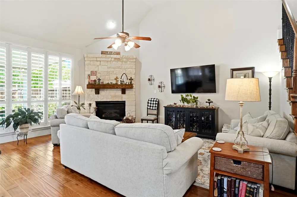 5905 Cripple Creek Trail North Richland Hills, TX 76180