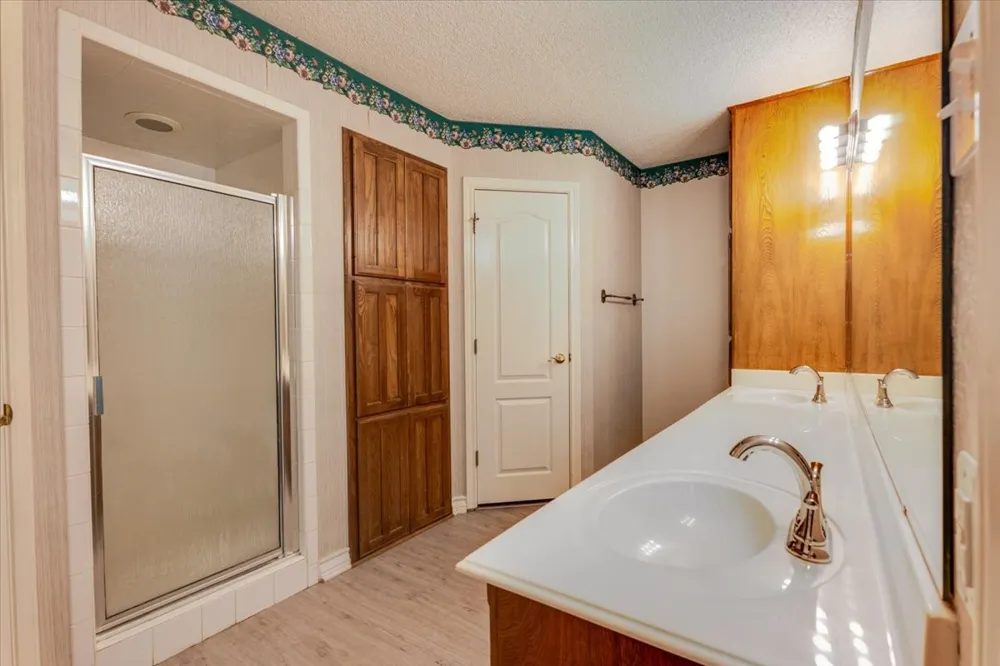 601 Deer Pond Drive Willow Park, TX 76087