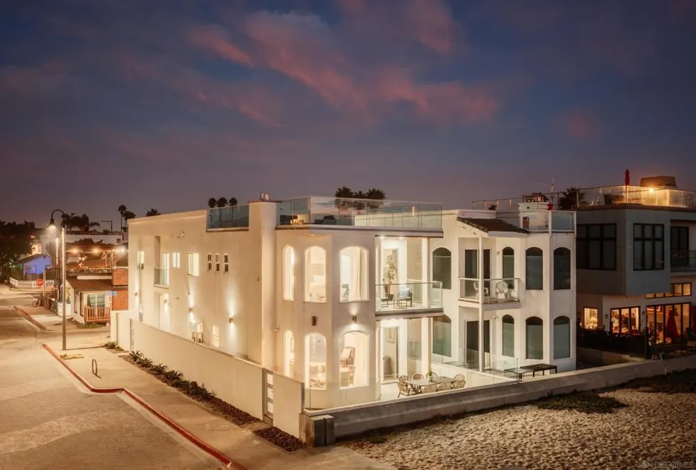 806 Ocean Ln Imperial Beach, CA 91932