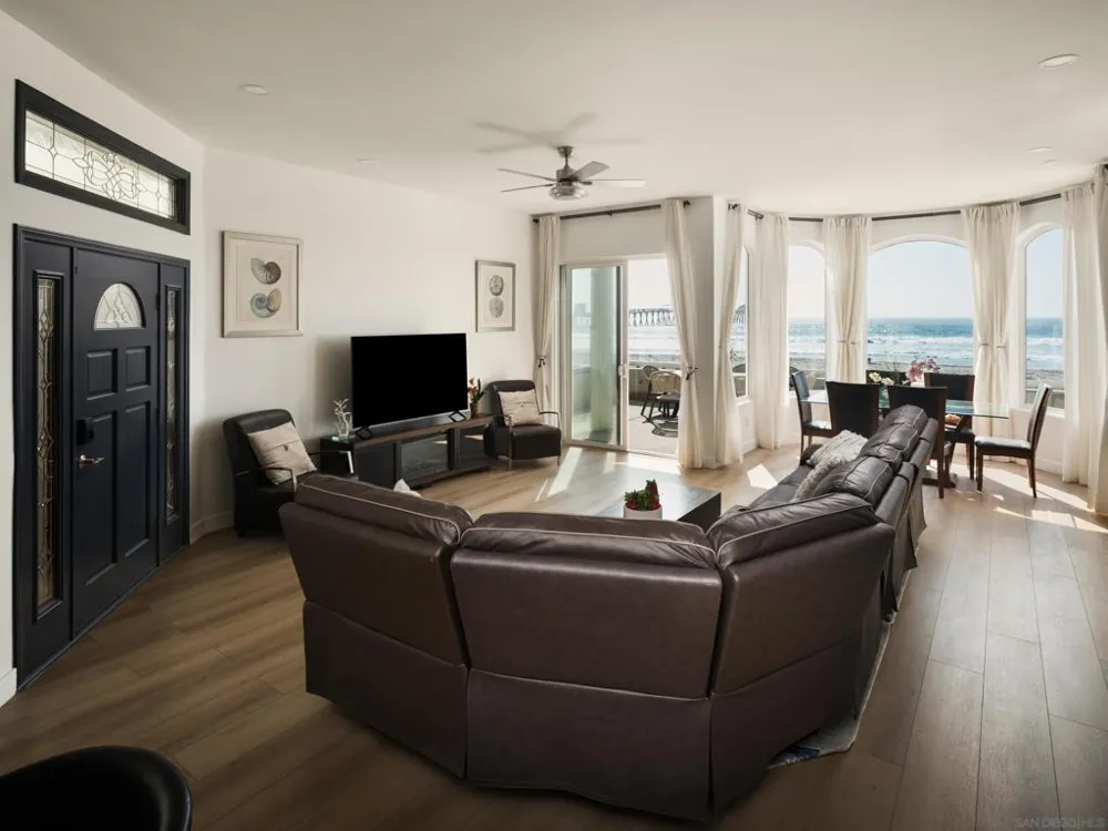 806 Ocean Ln Imperial Beach, CA 91932