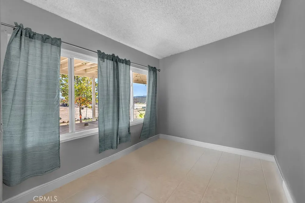 1998 Cambria Avenue Landers, CA 92285
