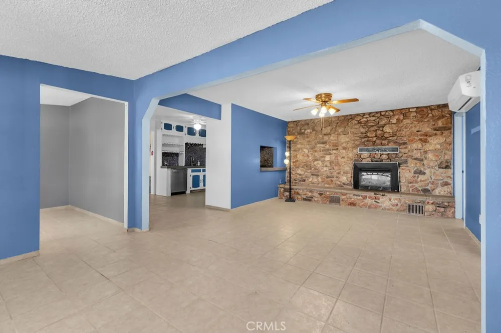 1998 Cambria Avenue Landers, CA 92285