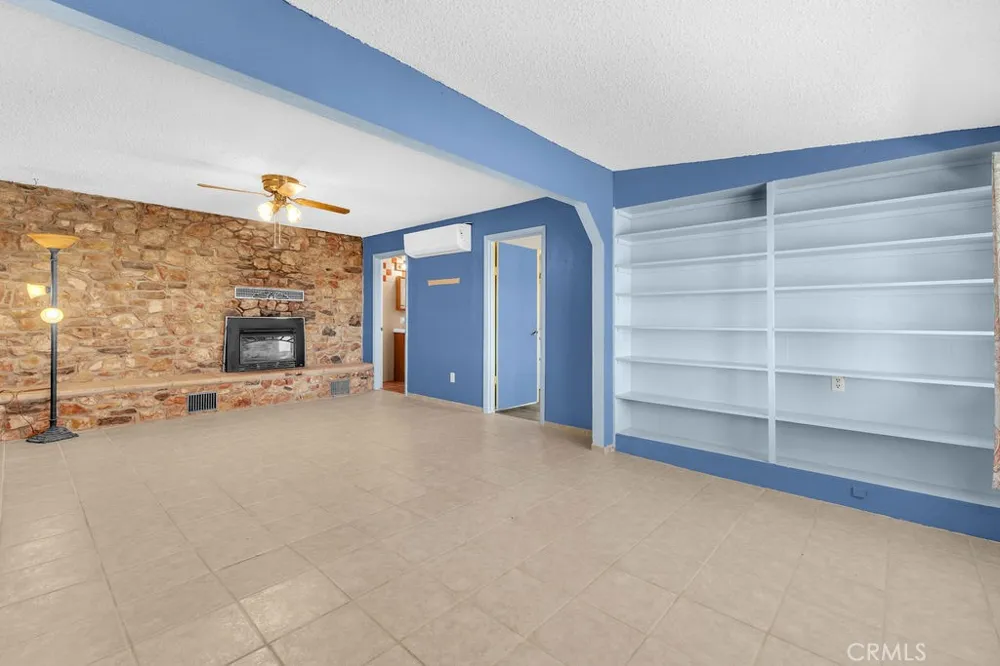 1998 Cambria Avenue Landers, CA 92285