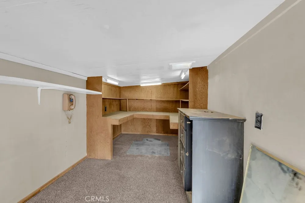 1998 Cambria Avenue Landers, CA 92285