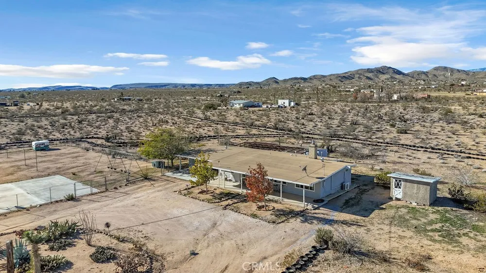 1998 Cambria Avenue Landers, CA 92285