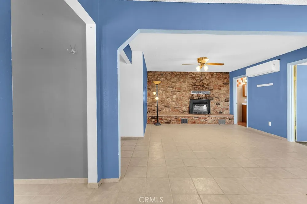 1998 Cambria Avenue Landers, CA 92285