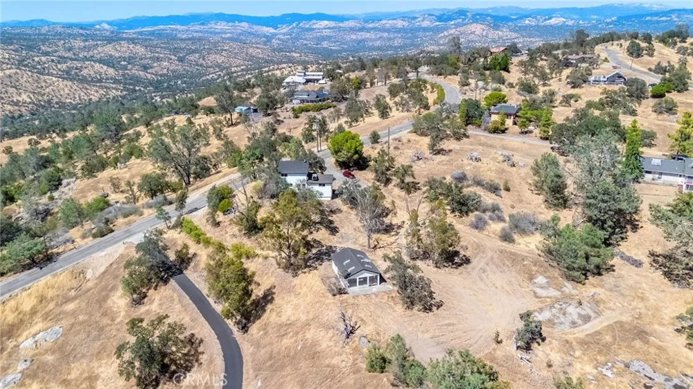 41070 Lilley Mountain Coarsegold, CA 93614