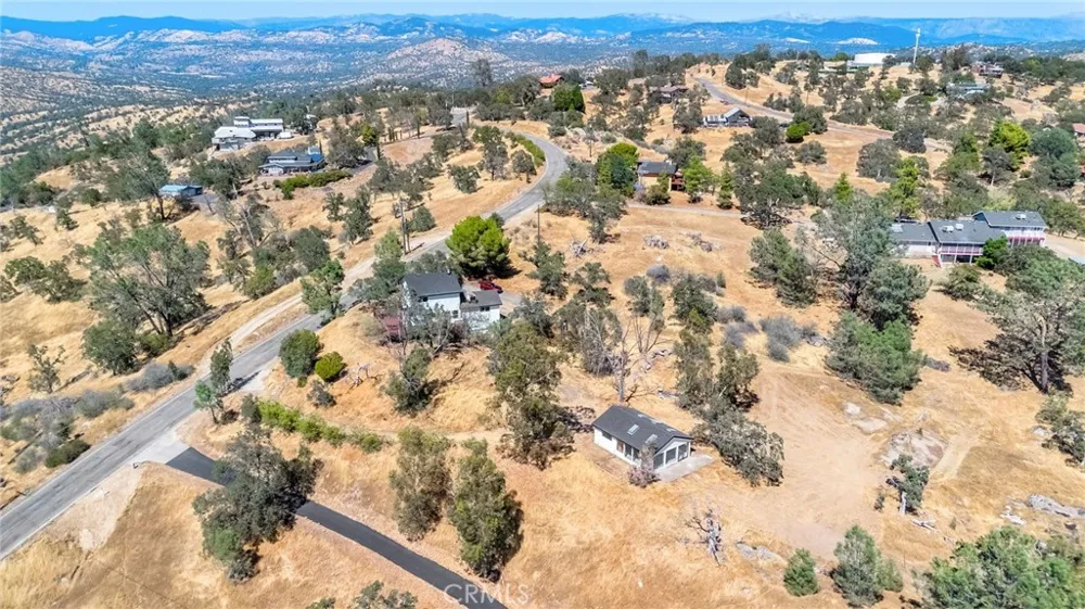 41070 Lilley Mountain Coarsegold, CA 93614