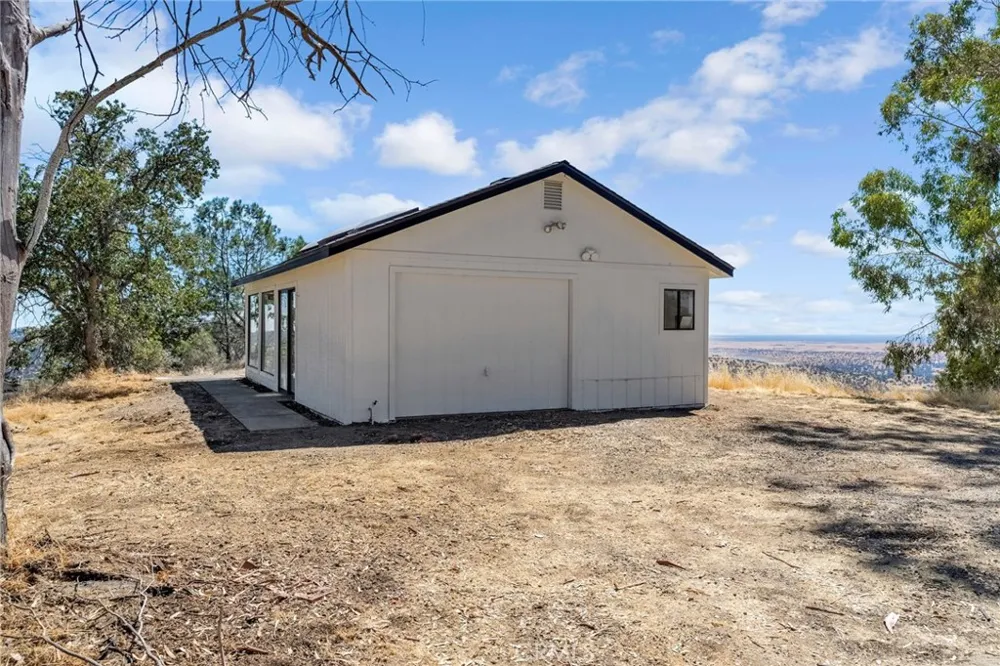 41070 Lilley Mountain Coarsegold, CA 93614