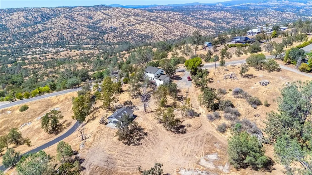 41070 Lilley Mountain Coarsegold, CA 93614