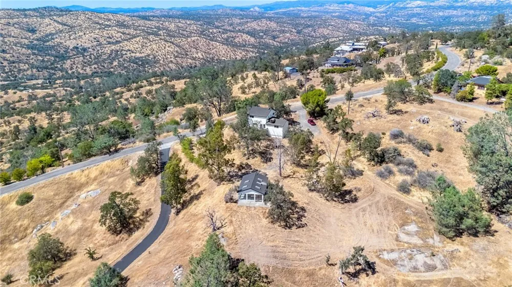 41070 Lilley Mountain Coarsegold, CA 93614