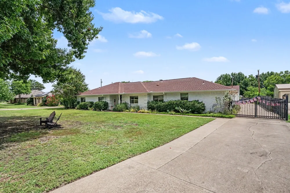 708 Summer Place Murphy, TX 75094