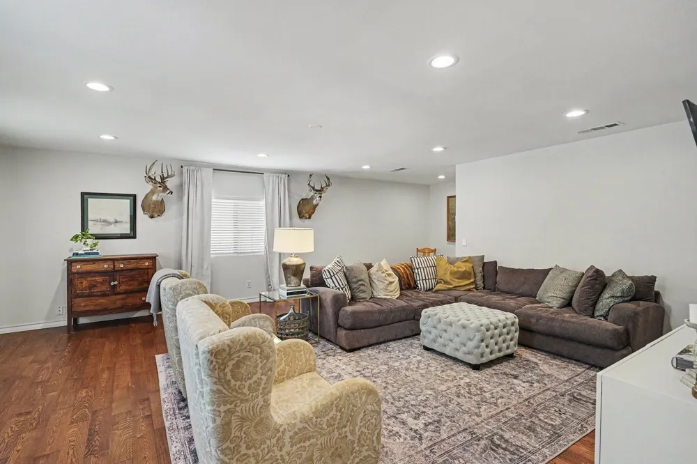 708 Summer Place Murphy, TX 75094