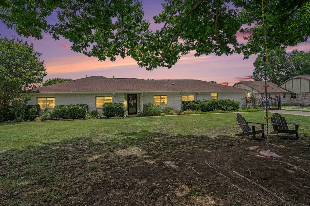 708 Summer Place Murphy, TX 75094