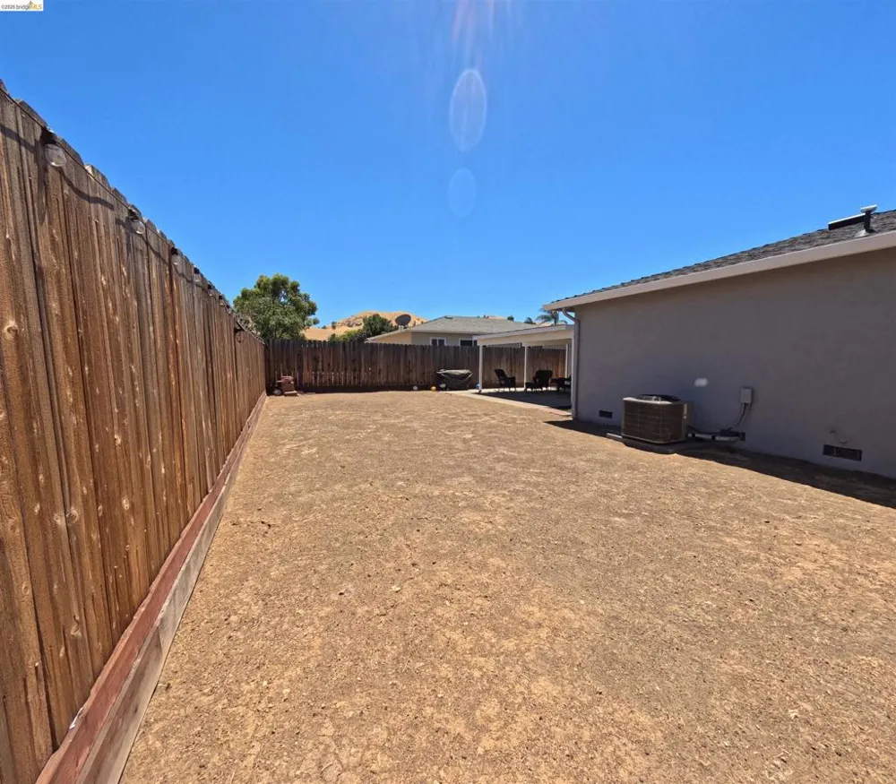 4397 Palo Verde Dr Pittsburg, CA 94565