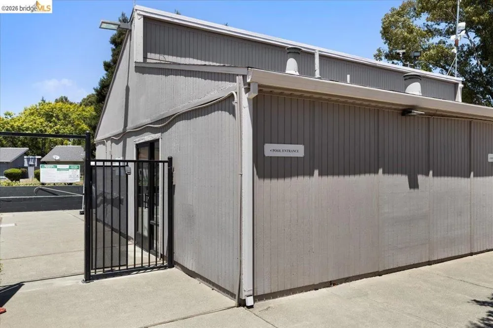 200 Del Luz Ct Fairfield, CA 94533
