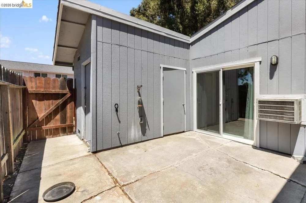 200 Del Luz Ct Fairfield, CA 94533