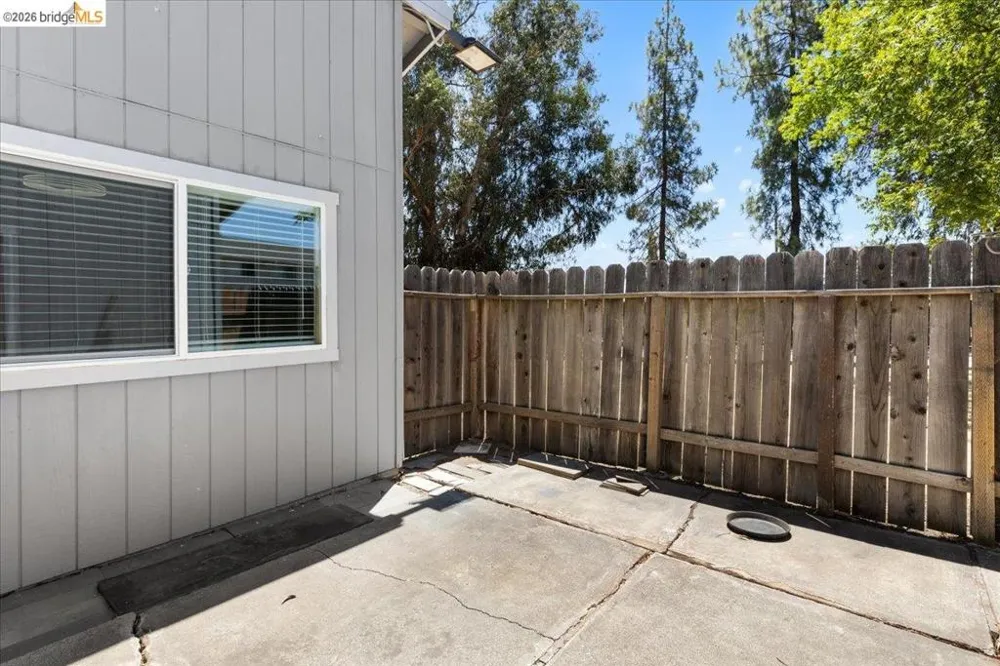 200 Del Luz Ct Fairfield, CA 94533