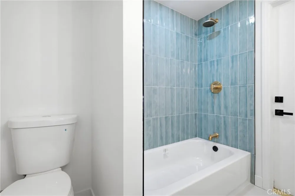 27611 Foster Highland, CA 92346