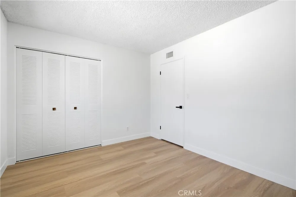 27611 Foster Highland, CA 92346