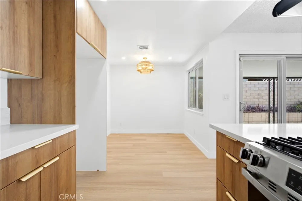 27611 Foster Highland, CA 92346