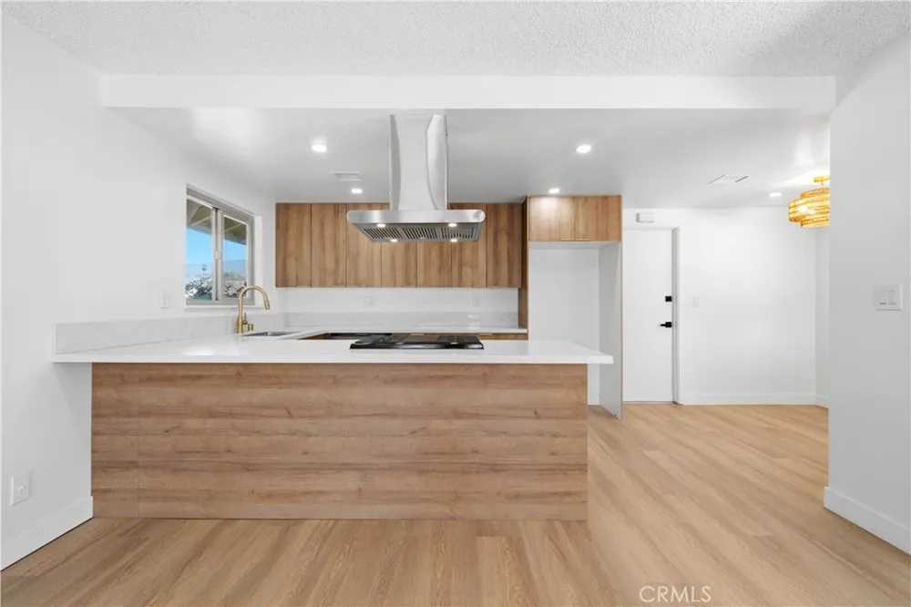 27611 Foster Highland, CA 92346