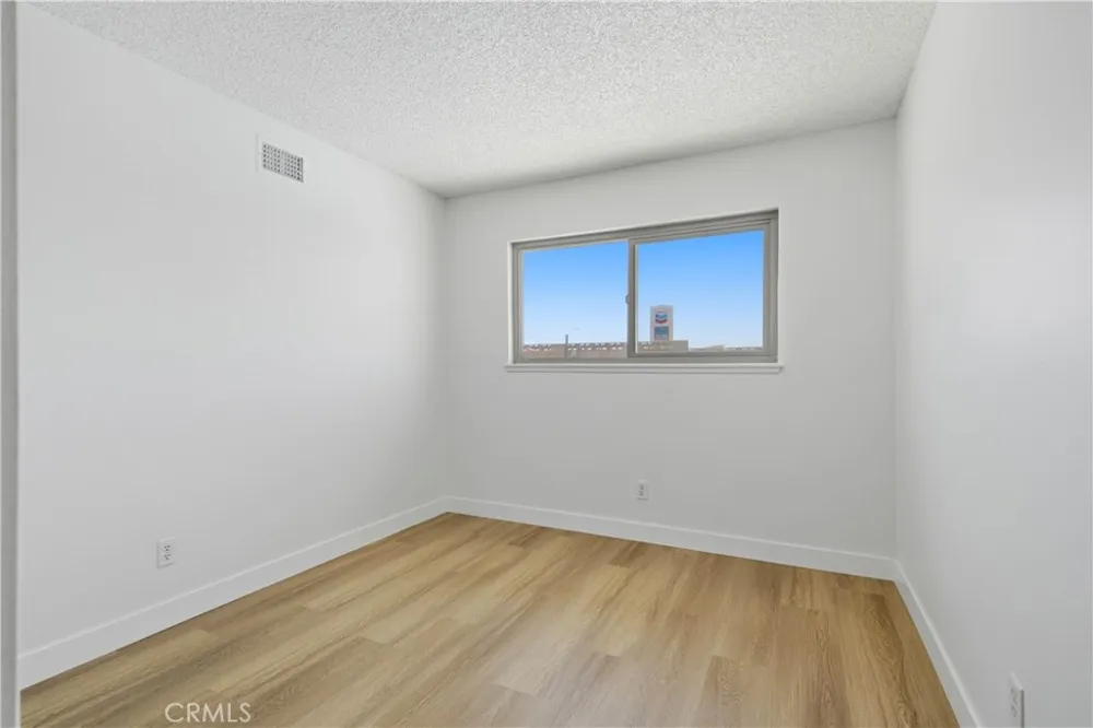 27611 Foster Highland, CA 92346