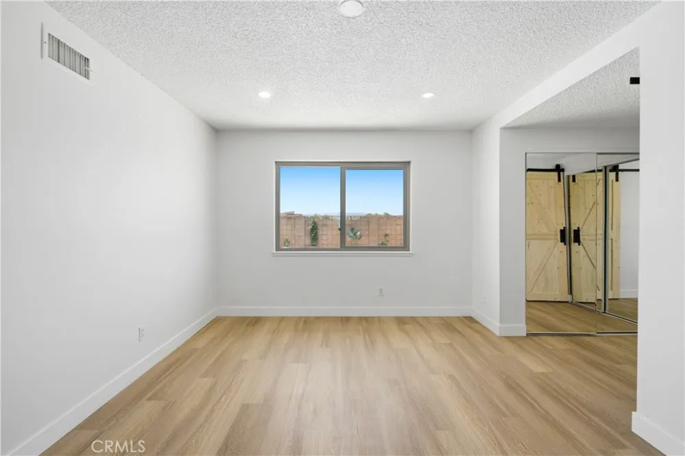 27611 Foster Highland, CA 92346