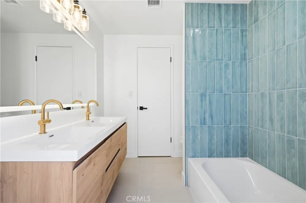 27611 Foster Highland, CA 92346