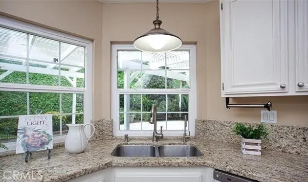 571 S Weymouth Court Anaheim Hills, CA 92807