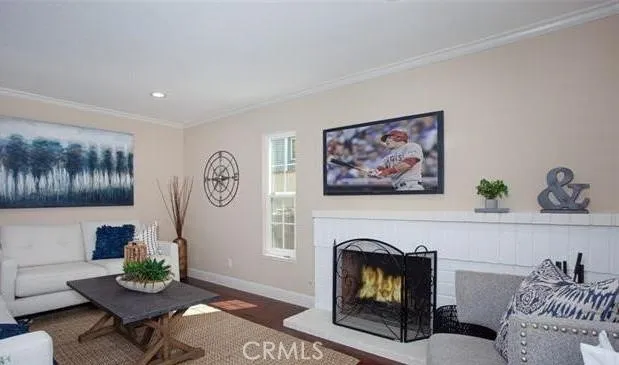 571 S Weymouth Court Anaheim Hills, CA 92807
