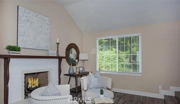 571 S Weymouth Court Anaheim Hills, CA 92807