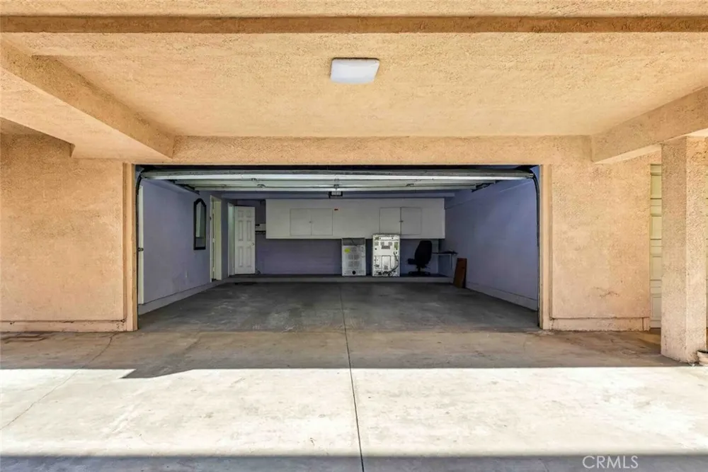 722 E Orange Grove Avenue #D Burbank, CA 91501
