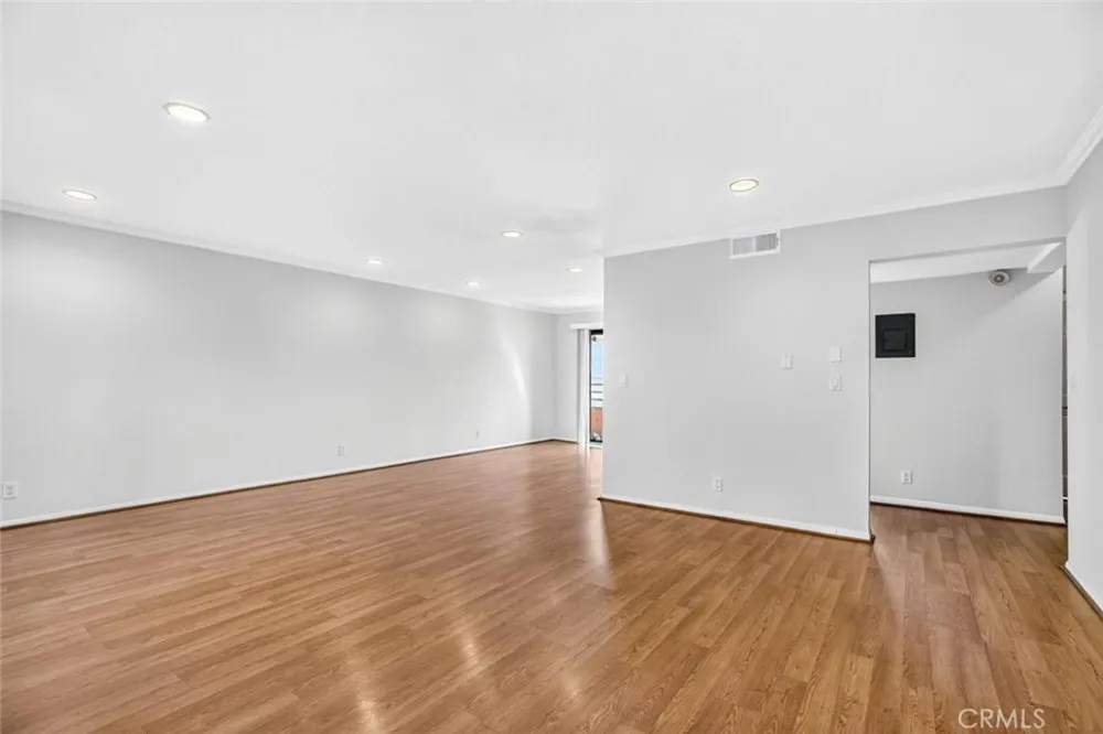 722 E Orange Grove Avenue #D Burbank, CA 91501