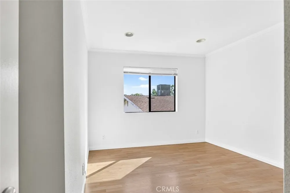 722 E Orange Grove Avenue #D Burbank, CA 91501