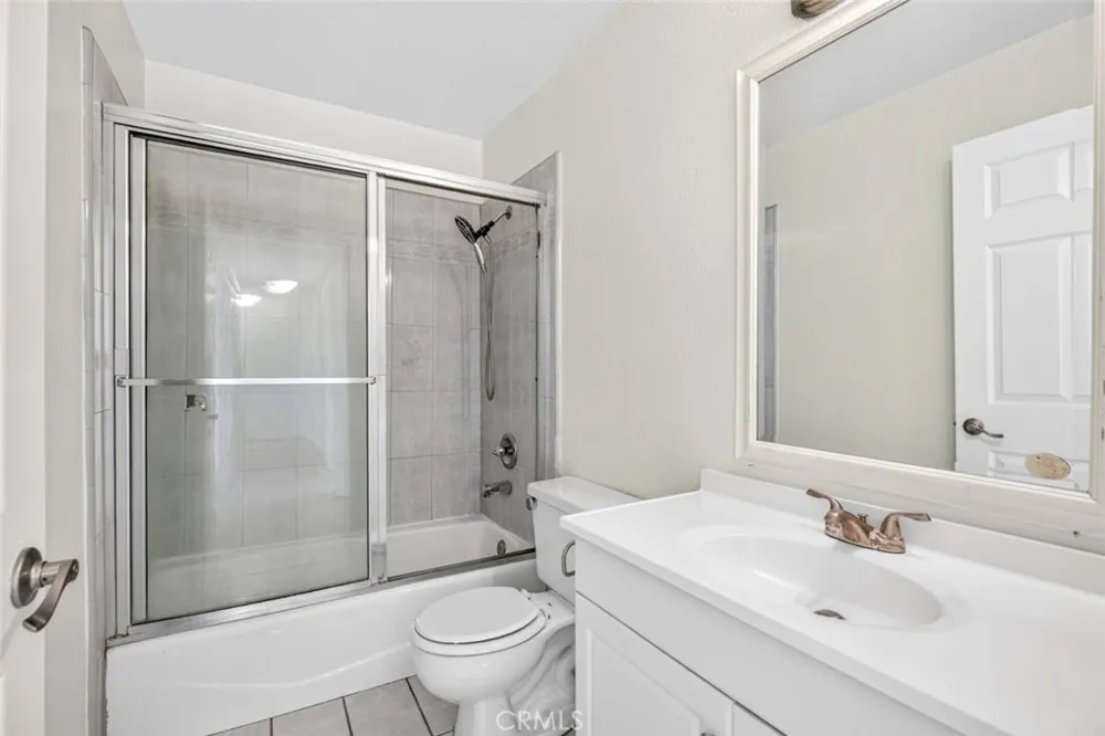 722 E Orange Grove Avenue #D Burbank, CA 91501