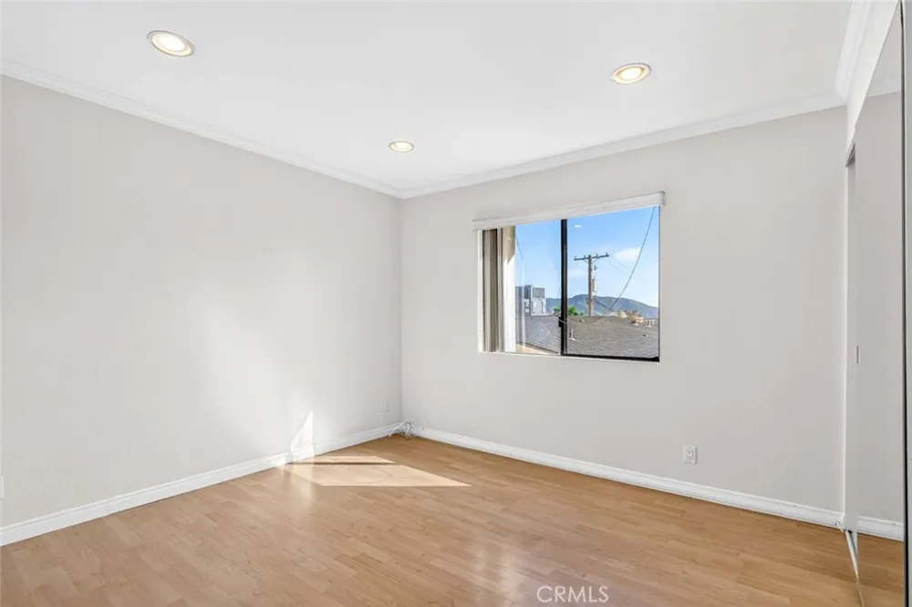 722 E Orange Grove Avenue #D Burbank, CA 91501