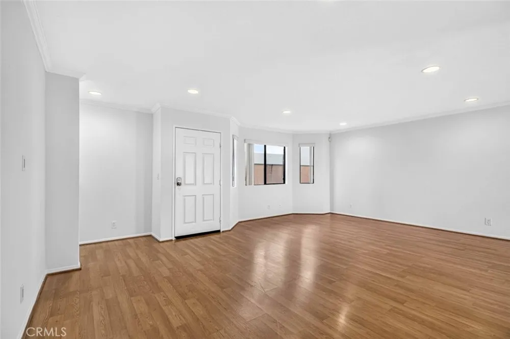 722 E Orange Grove Avenue #D Burbank, CA 91501
