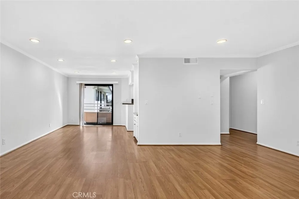 722 E Orange Grove Avenue #D Burbank, CA 91501