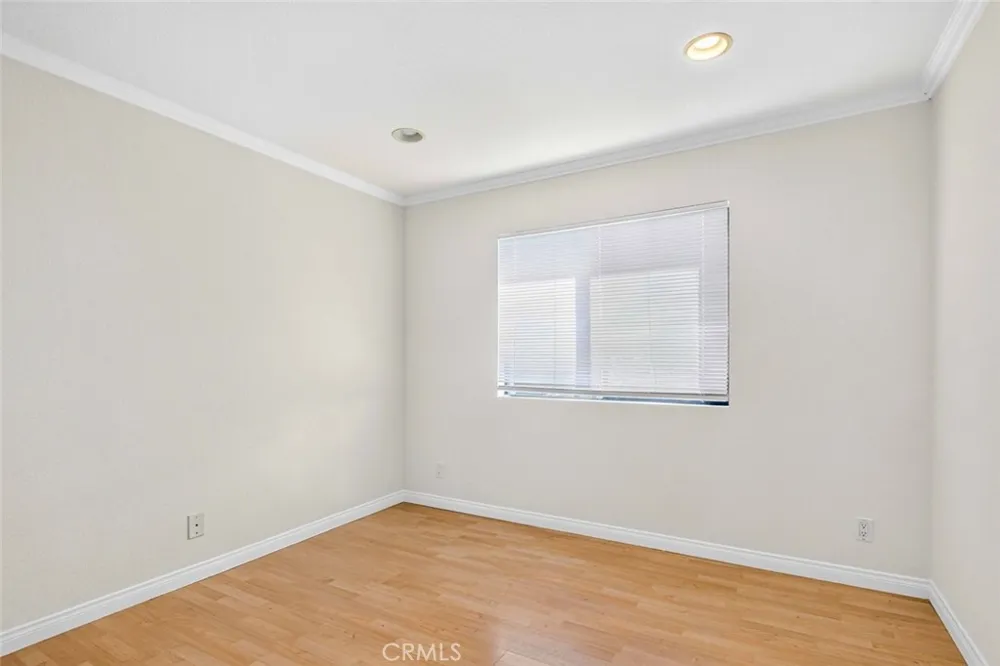 722 E Orange Grove Avenue #D Burbank, CA 91501