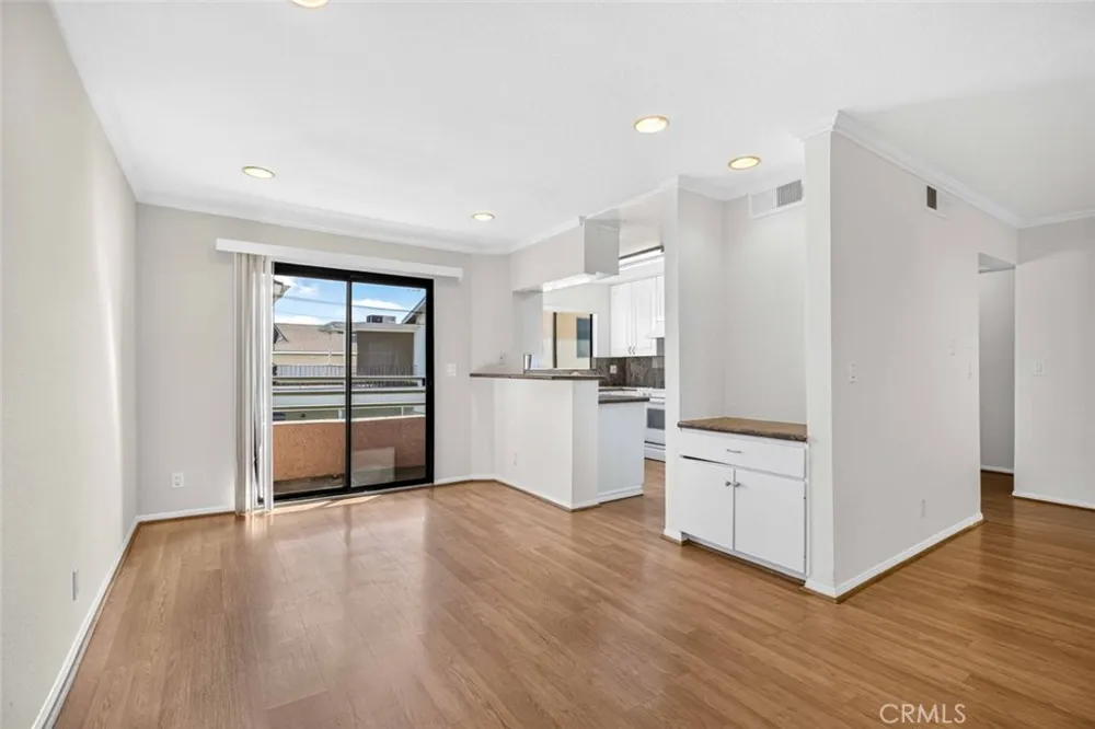 722 E Orange Grove Avenue #D Burbank, CA 91501