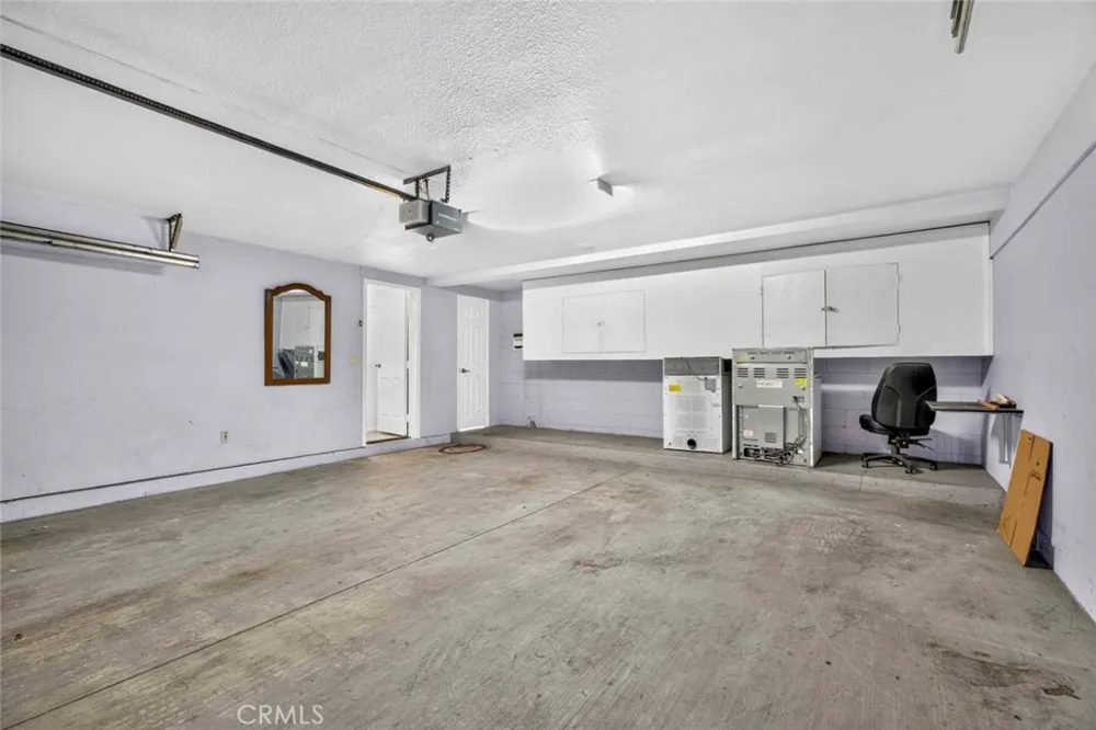 722 E Orange Grove Avenue #D Burbank, CA 91501