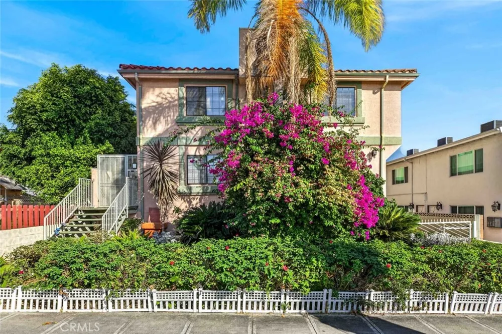 722 E Orange Grove Avenue #D Burbank, CA 91501
