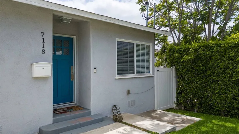 7118 Valmont Street Tujunga, CA 91042