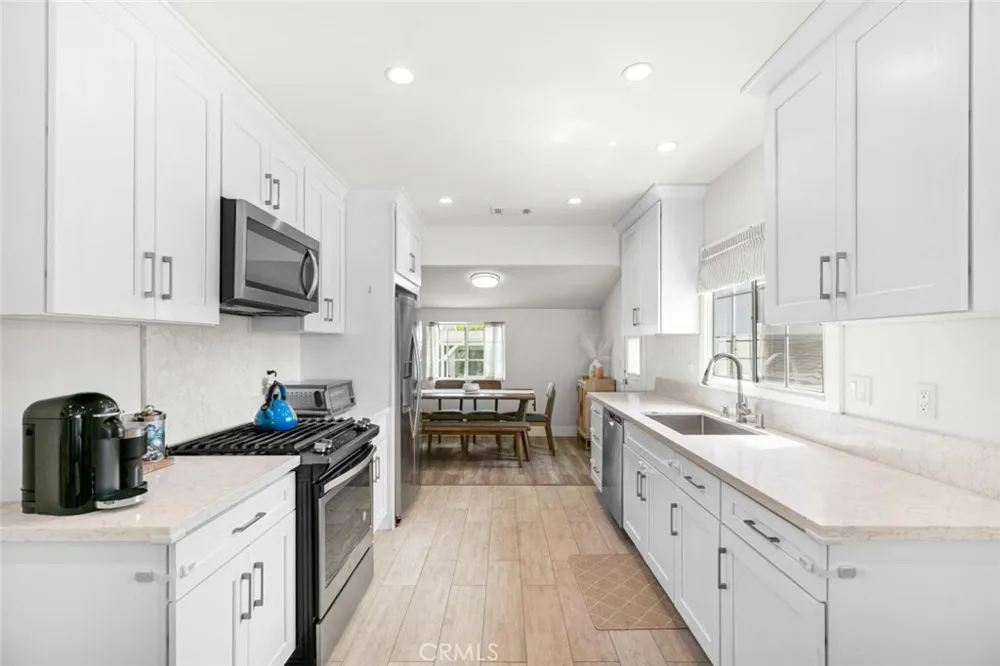 7118 Valmont Street Tujunga, CA 91042