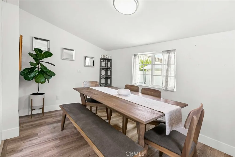 7118 Valmont Street Tujunga, CA 91042