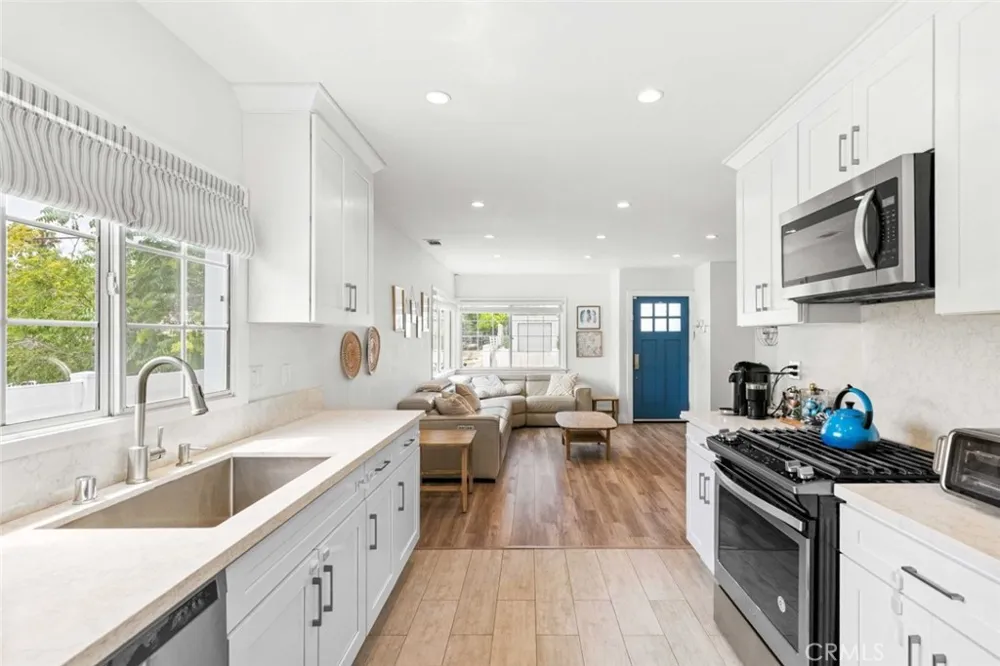 7118 Valmont Street Tujunga, CA 91042